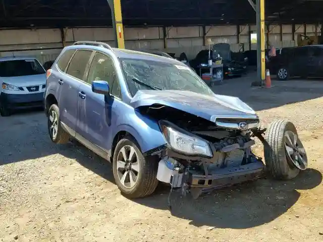 JF2SJAGC8HH584500 2017 SUBARU FORESTER 2.5I PREMIUM-0