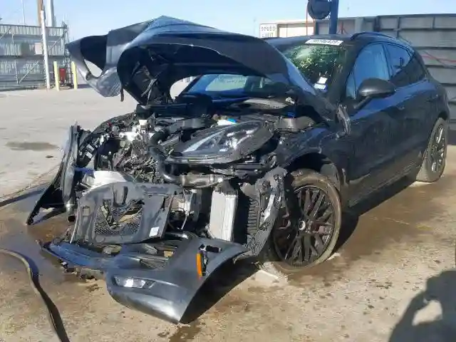 WP1AG2A58JLB64858 2018 PORSCHE MACAN GTS-1
