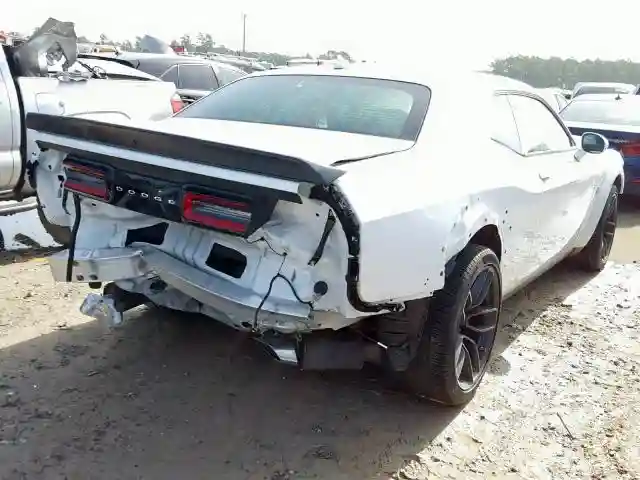 2C3CDZFJ1KH586944 2019 DODGE CHALLENGER R/T SCAT PACK-3
