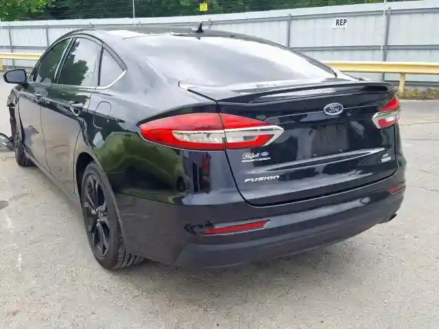 3FA6P0HD1KR114000 2019 FORD FUSION SE-2