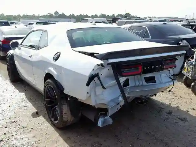 2C3CDZFJ1KH586944 2019 DODGE CHALLENGER R/T SCAT PACK-2