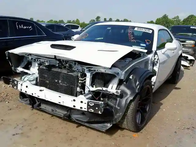 2C3CDZFJ1KH586944 2019 DODGE CHALLENGER R/T SCAT PACK-1