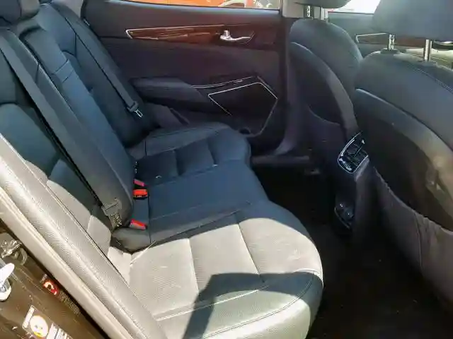 KNALC4J14H5049135 2017 KIA CADENZA PREMIUM-5