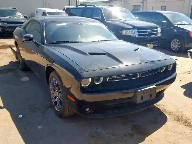 2C3CDZGG3JH146788 2018 DODGE CHALLENGER GT-0