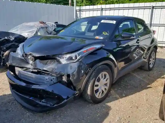 NMTKHMBX5KR068358 2019 TOYOTA C-HR XLE-1