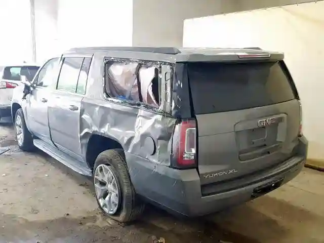 1GKS2FKC5KR114236 2019 GMC YUKON XL K1500 SLE-2