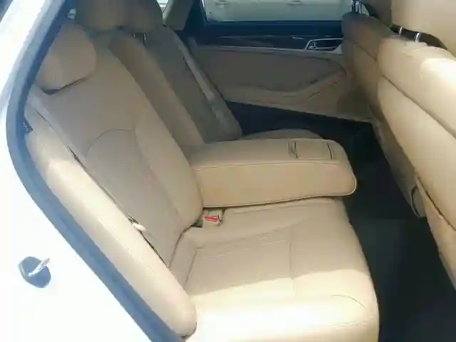 KMHGN4JE8FU073986 2015 HYUNDAI GENESIS 3.8L-5