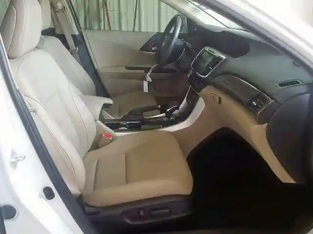 JHMCR6F50HC005426 2017 HONDA ACCORD HYBRID-4