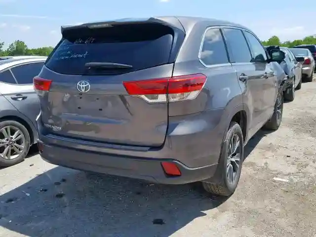 5TDZARFHXHS026121 2017 TOYOTA HIGHLANDER LE-3
