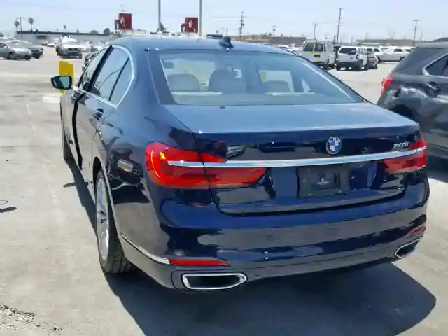 WBA7E2C53JG742269 2018 BMW 740 I-2