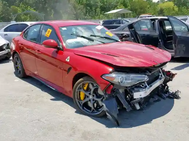 ZARFAEAV3H7547948 2017 ALFA ROMEO GIULIA QUADRIFOGLIO-0