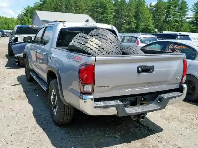 3TMCZ5AN0JM159318 2018 TOYOTA TACOMA DOUBLE CAB-2