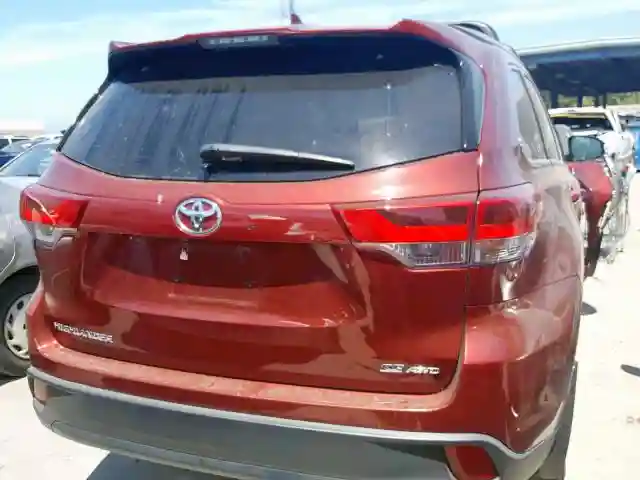 5TDJZRFH5HS394213 2017 TOYOTA HIGHLANDER SE-3