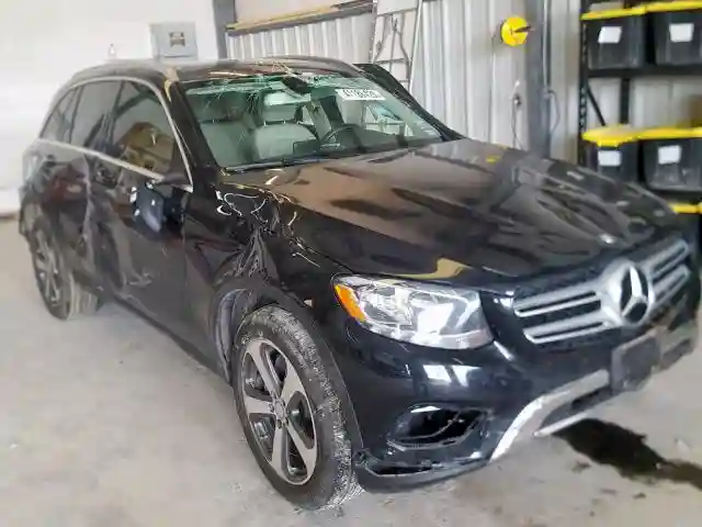 WDC0G4JB9HF135452 2017 MERCEDES-BENZ GLC 300-0
