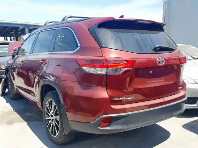 5TDJZRFH5HS394213 2017 TOYOTA HIGHLANDER SE-2