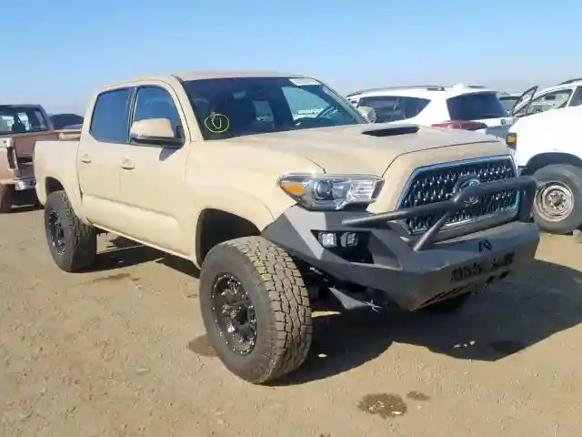 3TMAZ5CN9JM061876 2018 TOYOTA TACOMA DOUBLE CAB-0