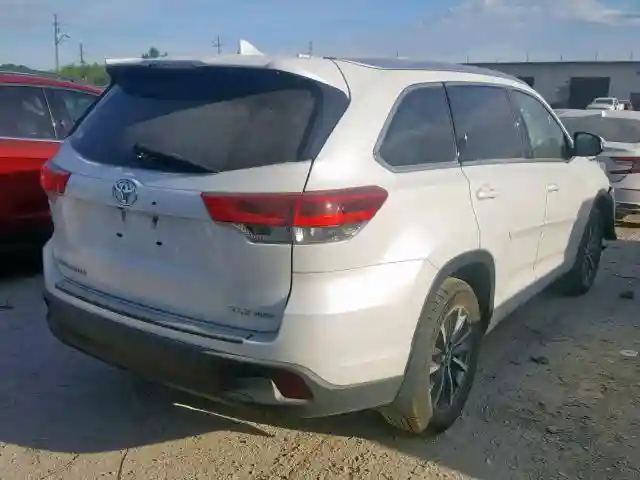 5TDJZRFH7HS514514 2017 TOYOTA HIGHLANDER SE-3