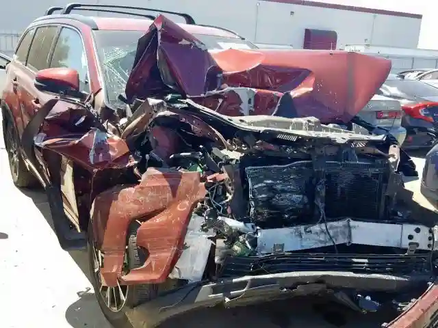5TDJZRFH5HS394213 2017 TOYOTA HIGHLANDER SE-0