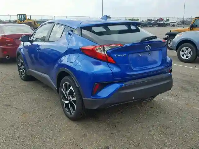 NMTKHMBX5JR032653 2018 TOYOTA C-HR XLE-2