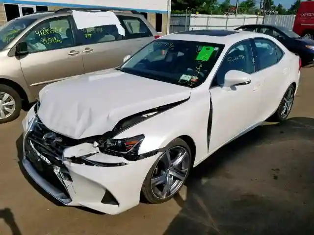 JTHC81D28J5027506 2018 LEXUS IS 300-1
