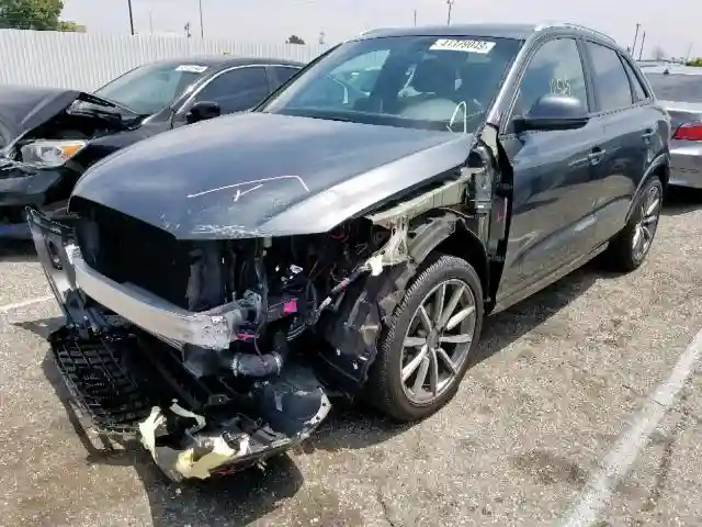 WA1BCCFS5JR020035 2018 AUDI Q3 PREMIUM-1