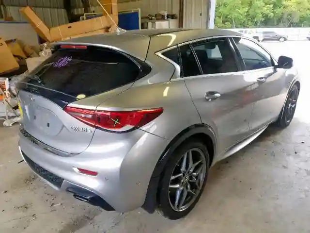 SJKCH5CP2HA015680 2017 INFINITI QX30 BASE-3