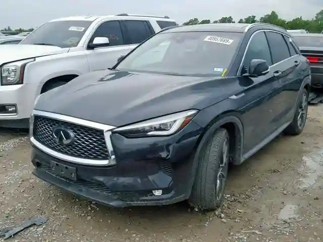 3PCAJ5M12KF103085 2019 INFINITI QX50 ESSENTIAL-1