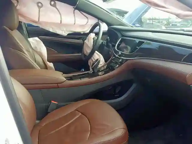 1G4ZU5SS5KU103607 2019 BUICK LACROSSE AVENIR-4