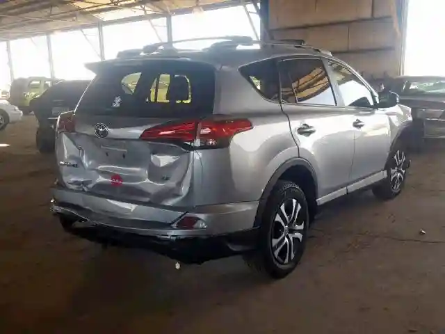 2T3ZFREV0HW359936 2017 TOYOTA RAV4 LE-3