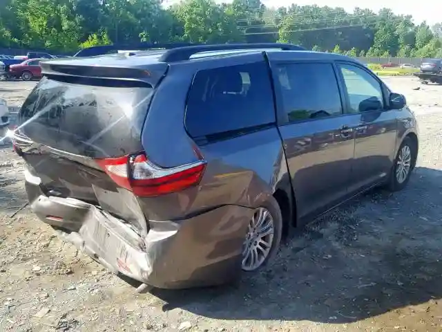 5TDYZ3DC8HS792339 2017 TOYOTA SIENNA XLE-3