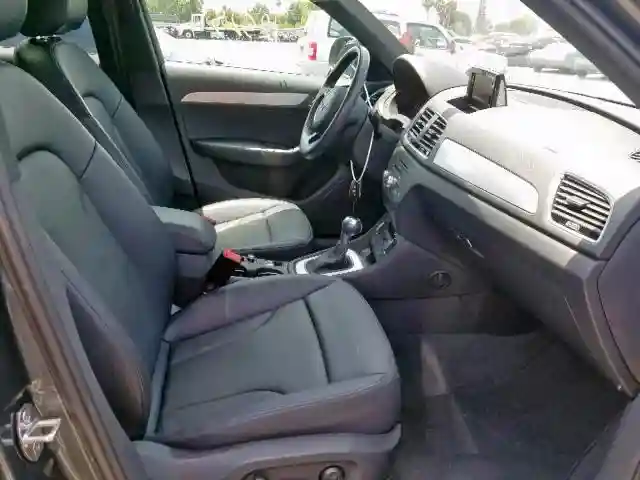 WA1BCCFS5JR020035 2018 AUDI Q3 PREMIUM-4