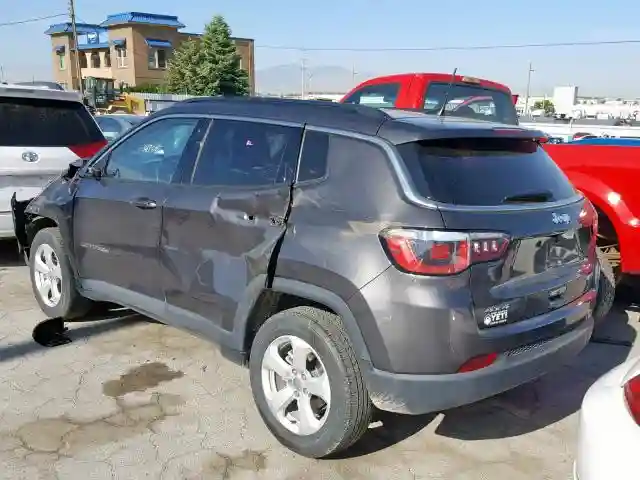 3C4NJDBB6JT500242 2018 JEEP COMPASS LATITUDE-2