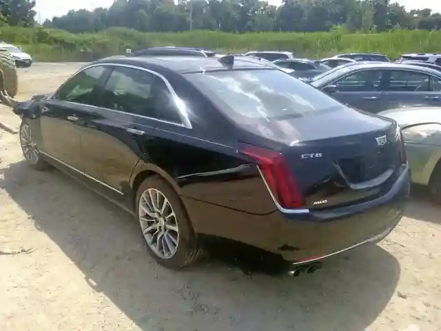 1G6KD5RS9JU100691 2018 CADILLAC CT6 LUXURY-2