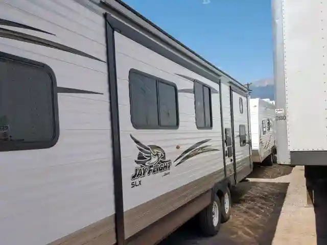1UJBJ0BT5J75T0180 2018 JAYF TRAILER-5