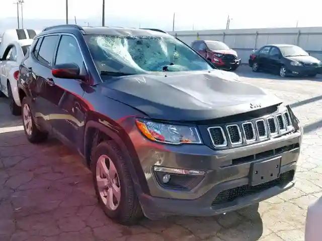 3C4NJDBB6JT500242 2018 JEEP COMPASS LATITUDE-0