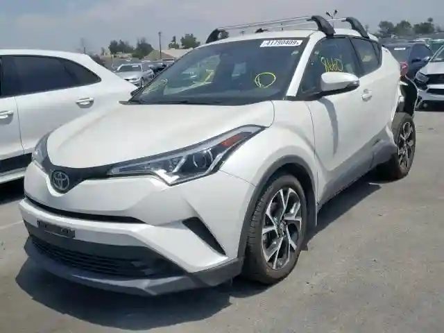 JTNKHMBX8K1013638 2019 TOYOTA C-HR XLE-1