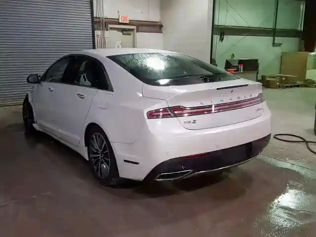 3LN6L5B97KR601687 2019 LINCOLN MKZ-2