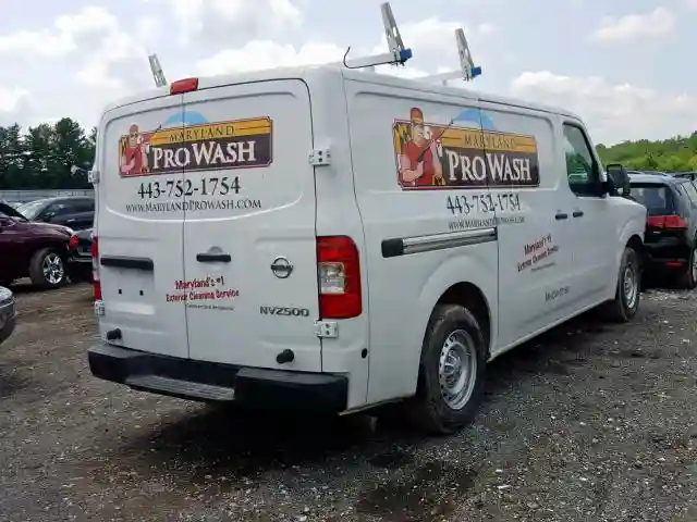 1N6BF0KY6JN800104 2018 NISSAN NV 1500 S-3