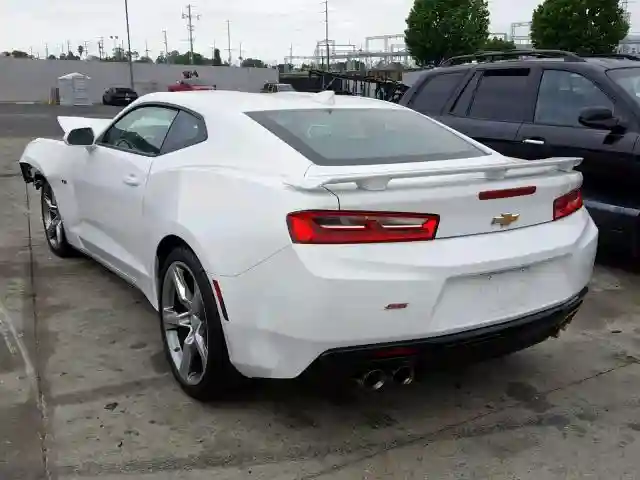 1G1FF1R75J0102788 2018 CHEVROLET CAMARO SS-2