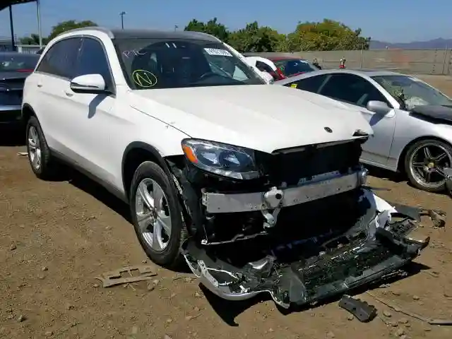 WDC0G4JB4JV016123 2018 MERCEDES-BENZ GLC 300-0