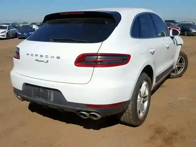 WP1AB2A53FLB44068 2015 PORSCHE MACAN S-3