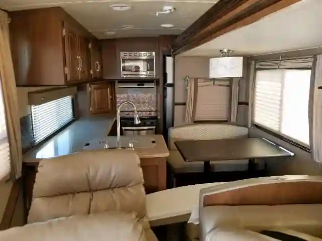 4X4TSBD28HU080189 2017 WILDWOOD HEMISPHERE-5