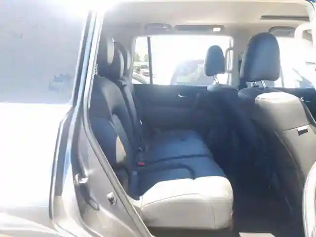 JN8AY2ND4KX009531 2019 NISSAN ARMADA SV-5