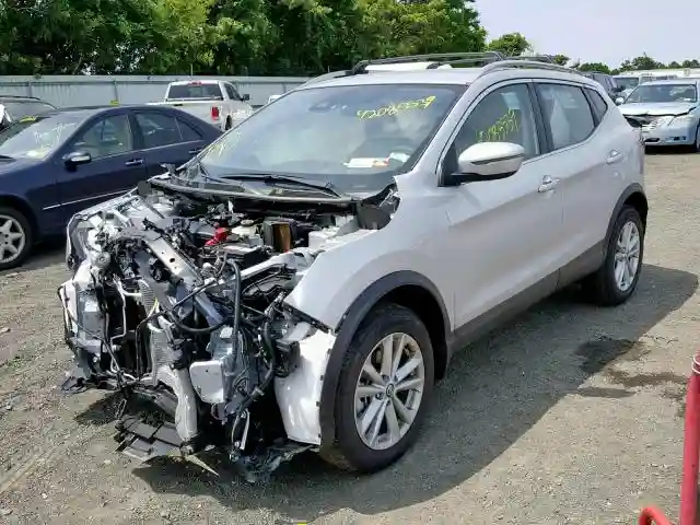 JN1BJ1CR2KW621071 2019 NISSAN ROGUE SPORT S-1