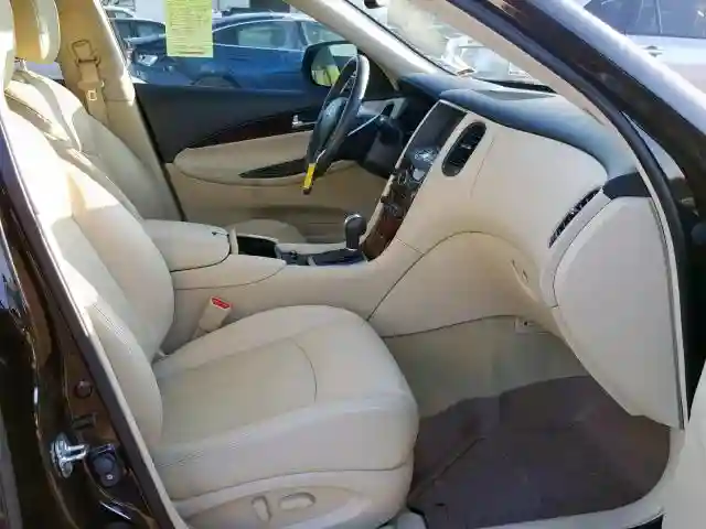 JN1BJ0RRXGM270608 2016 INFINITI QX50-4