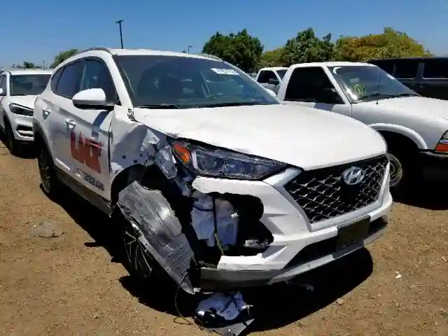 KM8J33AL9KU847970 2019 HYUNDAI TUCSON LIMITED-0
