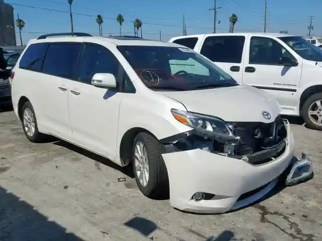 5TDYK3DC4FS659093 2015 TOYOTA SIENNA XLE-0