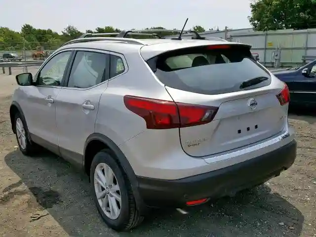 JN1BJ1CR2KW621071 2019 NISSAN ROGUE SPORT S-2