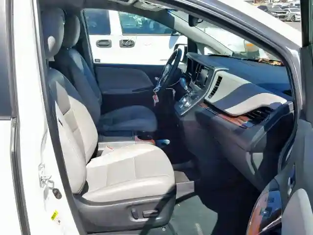 5TDYK3DC4FS659093 2015 TOYOTA SIENNA XLE-4