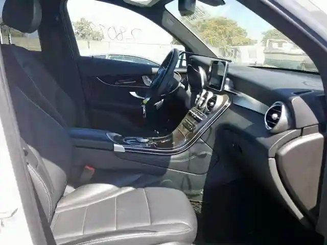 WDC0G4JB4JV016123 2018 MERCEDES-BENZ GLC 300-4